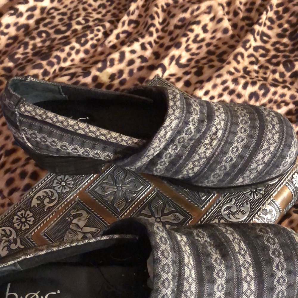BOC Born Striped Pattern Fabric Clogs Mules Shoes - Picture 3 of 9
